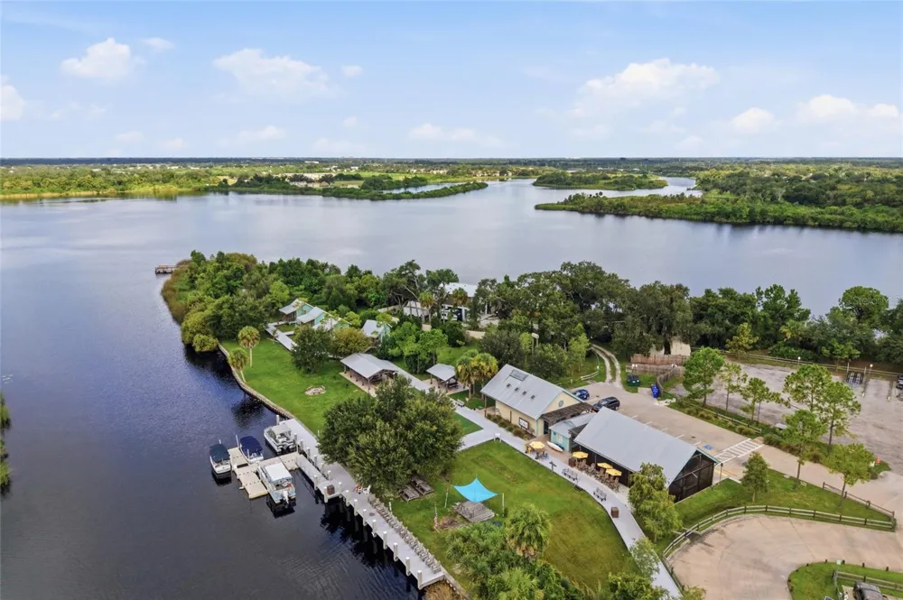 7019 OWLS NEST TERRACE Bradenton, FL 34203