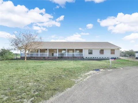 124 PANGOLA DRIVE