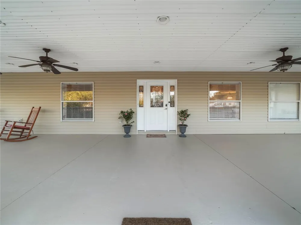 124 PANGOLA DRIVE Winter Haven, FL 33880