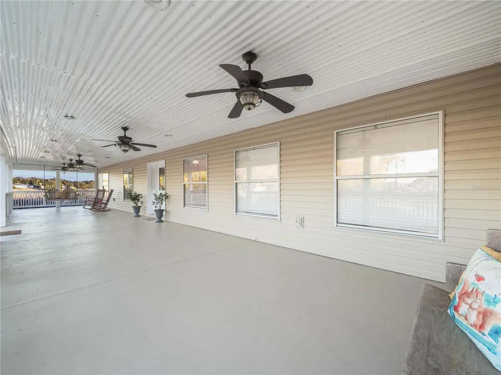 124 PANGOLA DRIVE Winter Haven, FL 33880