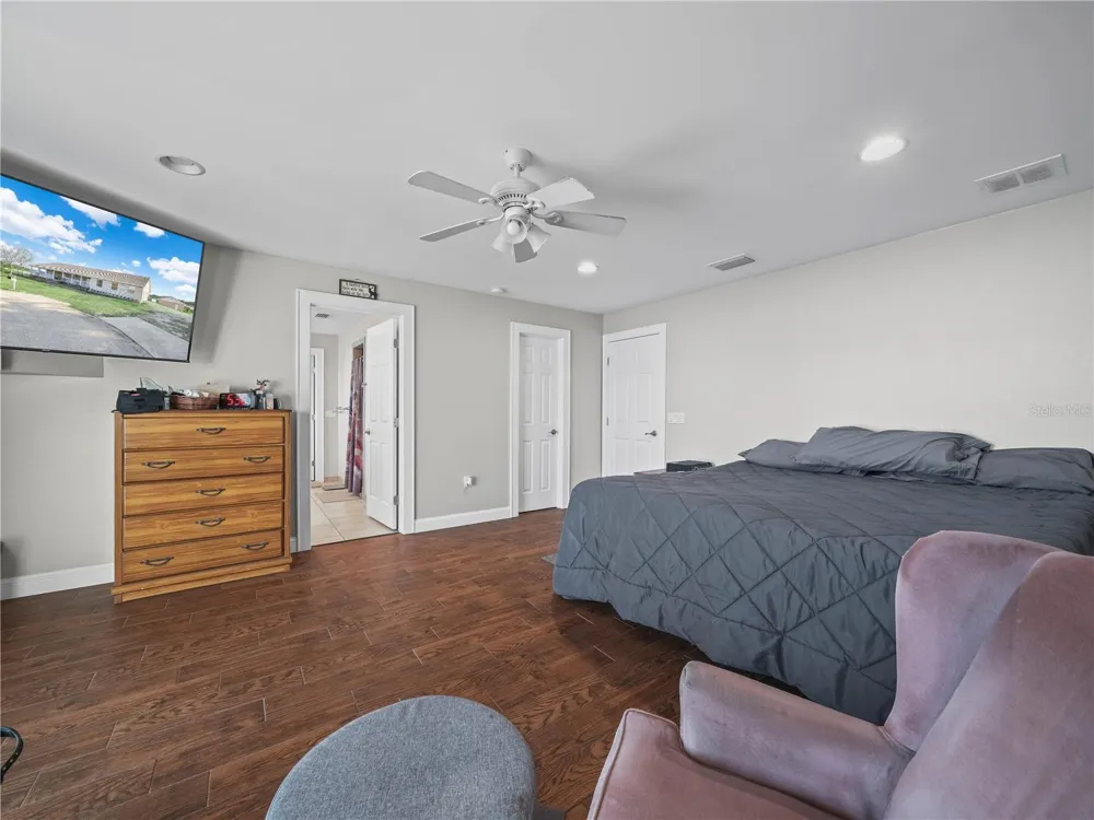 124 PANGOLA DRIVE Winter Haven, FL 33880