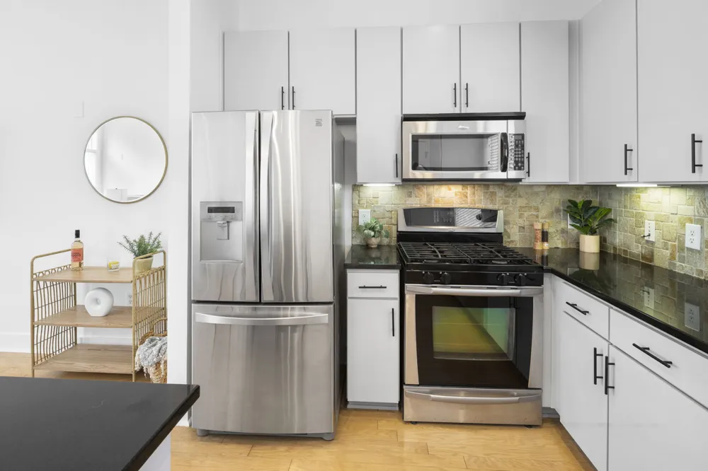 1702 S Lamar Boulevard #21 Austin, TX 78704