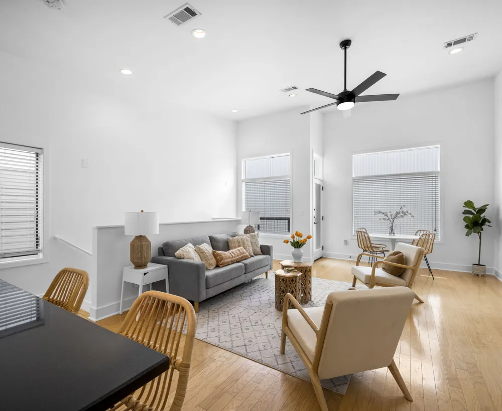 1702 S Lamar Boulevard #21 Austin, TX 78704