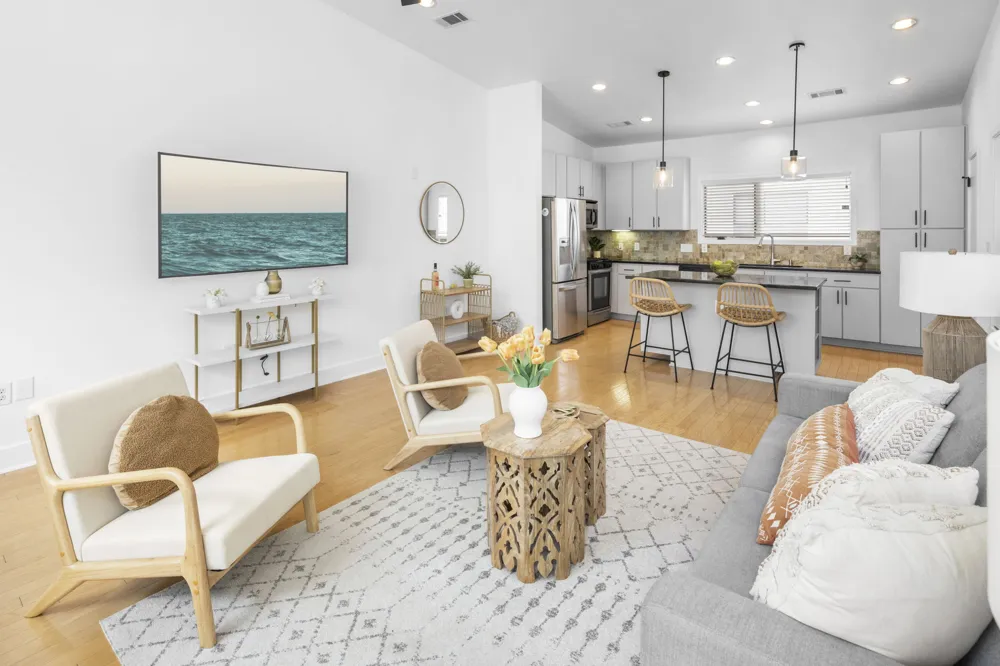 1702 S Lamar Boulevard #21 Austin, TX 78704