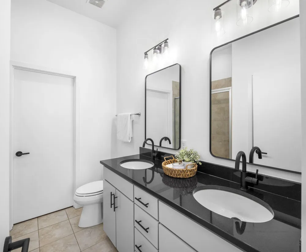 1702 S Lamar Boulevard #21 Austin, TX 78704