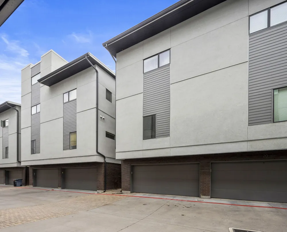 1702 S Lamar Boulevard #21 Austin, TX 78704