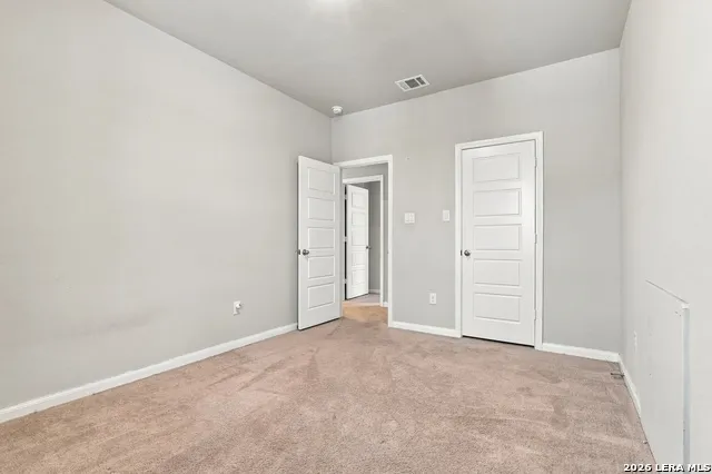 9102 DEVILS RIV Converse, TX 78109