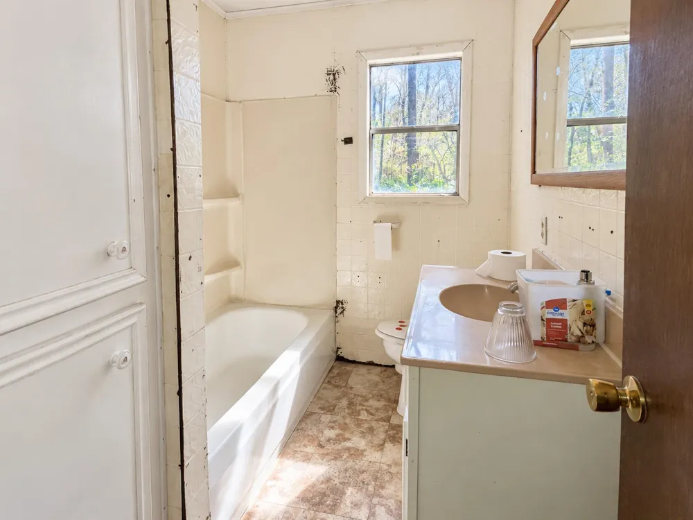 21173 Shakey Hollow Conroe, TX 77306