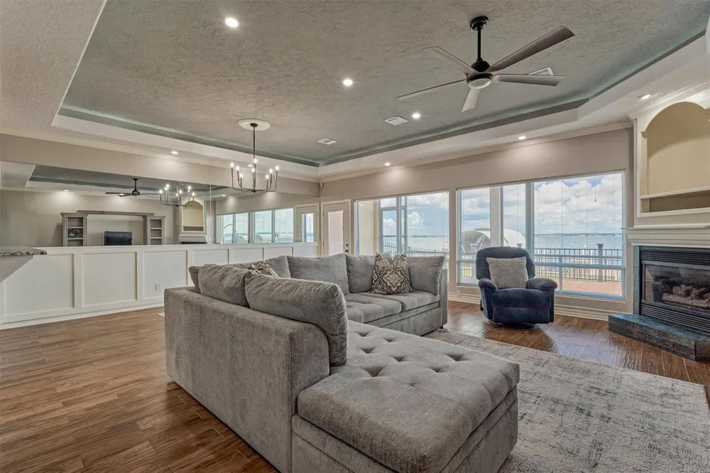 4 Regency Point Montgomery, TX 77356