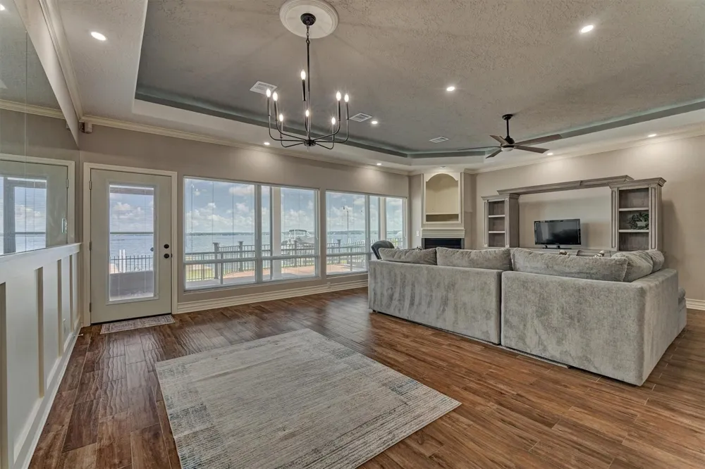 4 Regency Point Montgomery, TX 77356