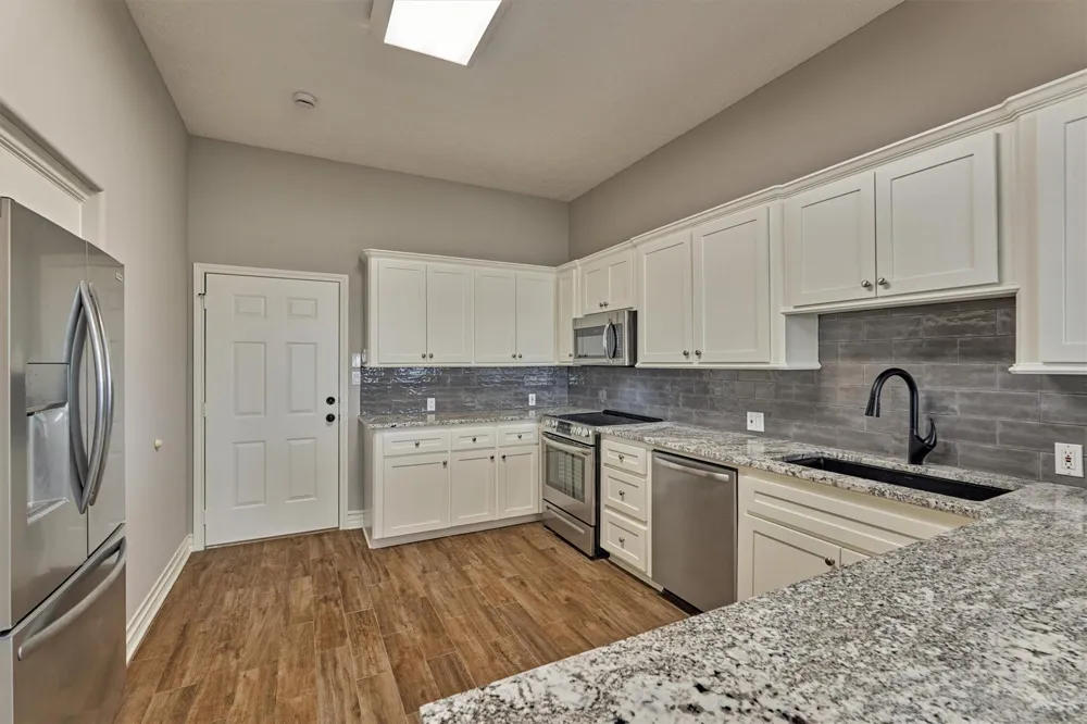 4 Regency Point Montgomery, TX 77356
