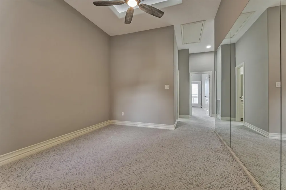 4 Regency Point Montgomery, TX 77356