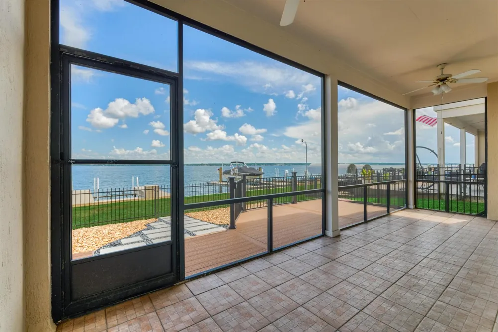 4 Regency Point Montgomery, TX 77356