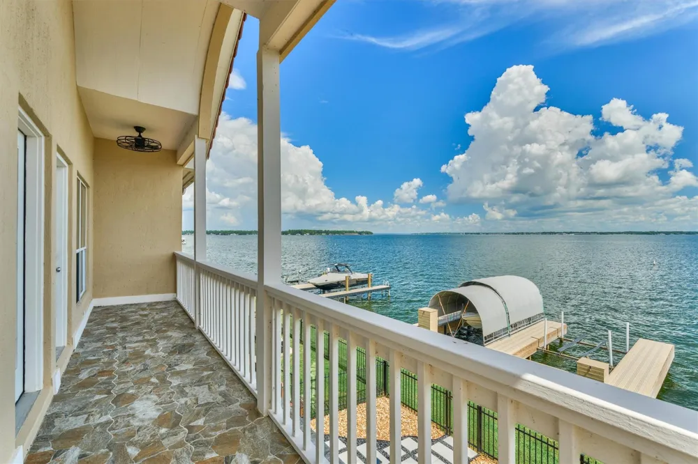 4 Regency Point Montgomery, TX 77356