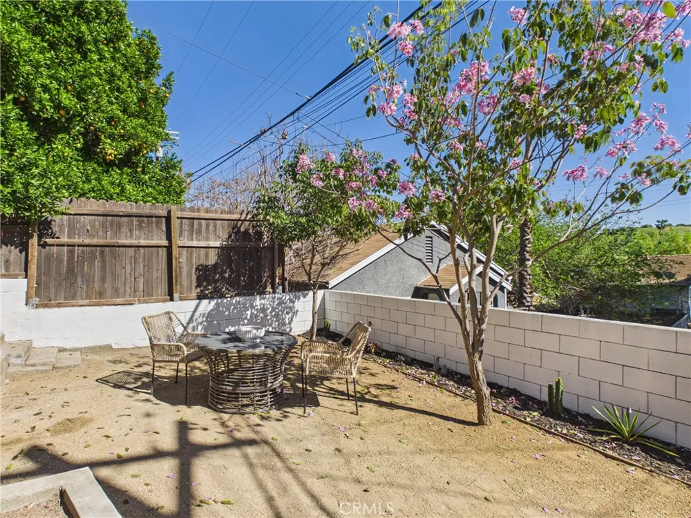 6148 Mount Angelus Drive Los Angeles, CA 90042
