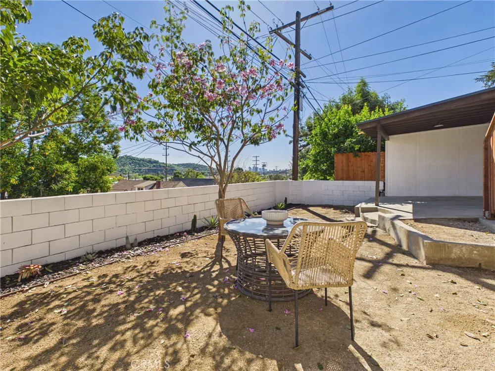 6148 Mount Angelus Drive Los Angeles, CA 90042