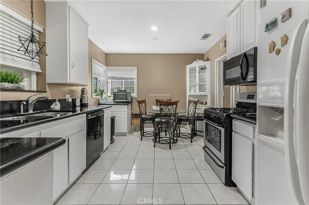 10837 Hunter Avenue Whittier, CA 90601