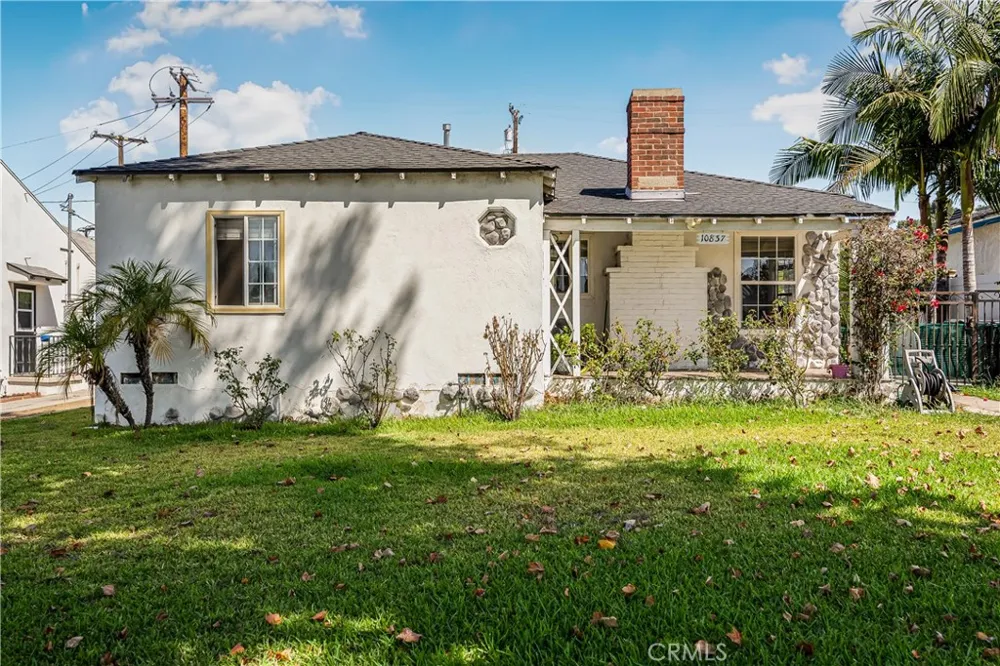 10837 Hunter Avenue Whittier, CA 90601