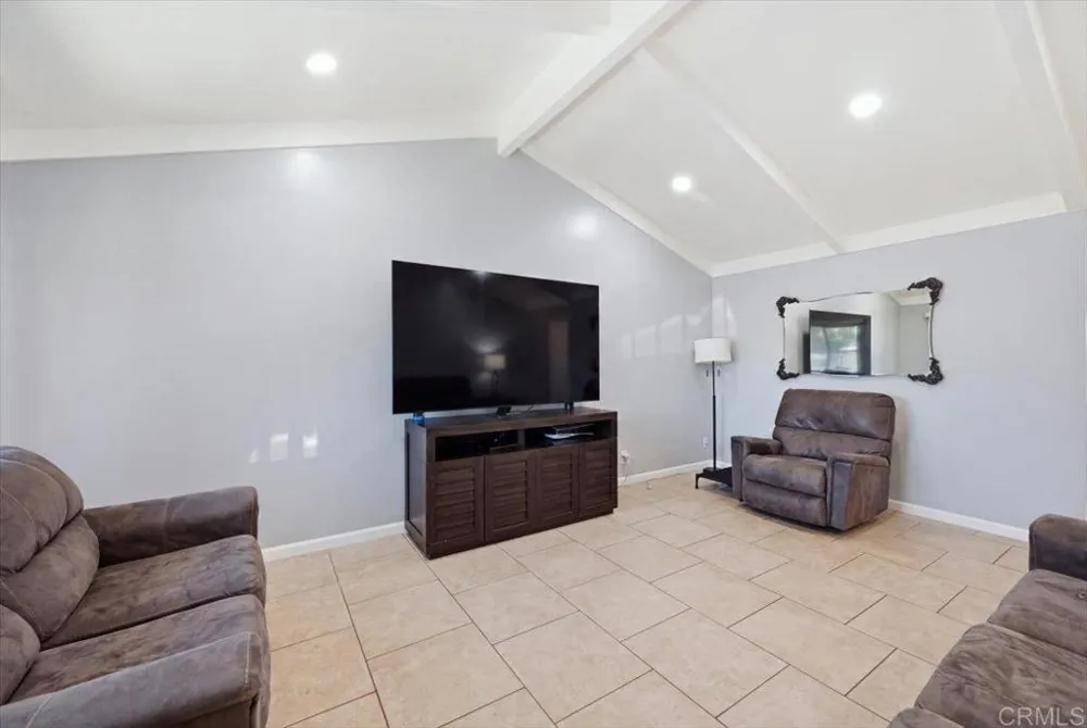 826 El Caminito Rd Fallbrook, CA 92028