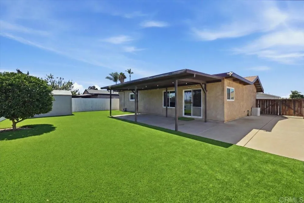 826 El Caminito Rd Fallbrook, CA 92028
