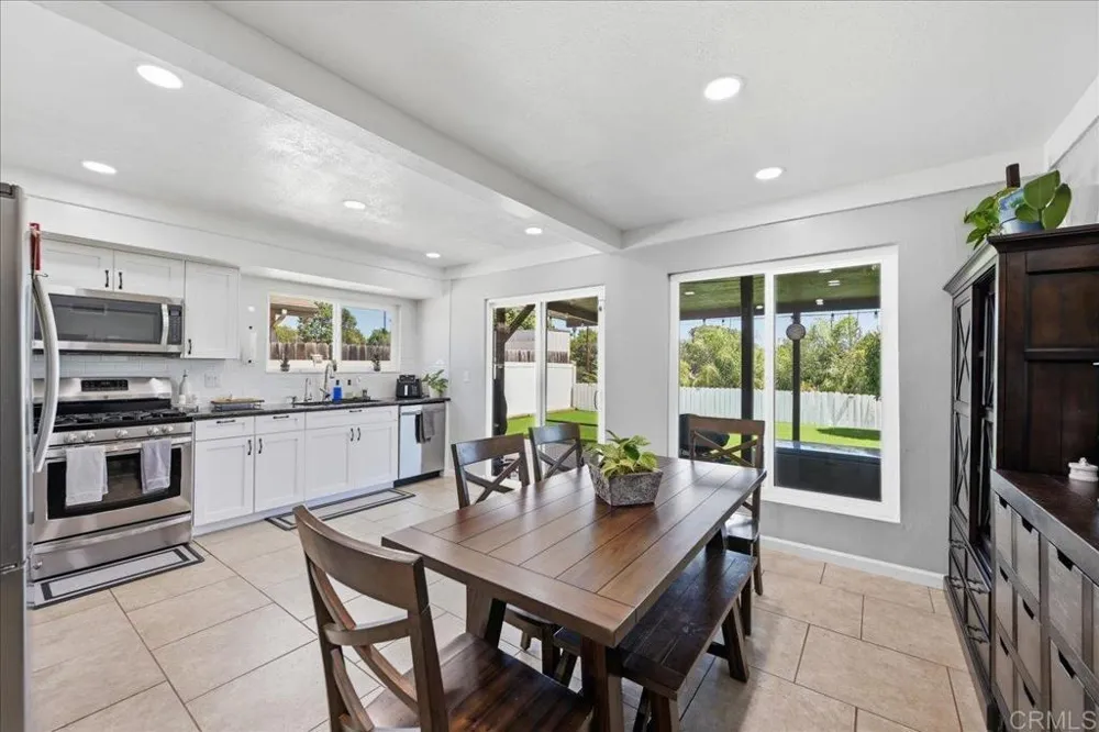 826 El Caminito Rd Fallbrook, CA 92028