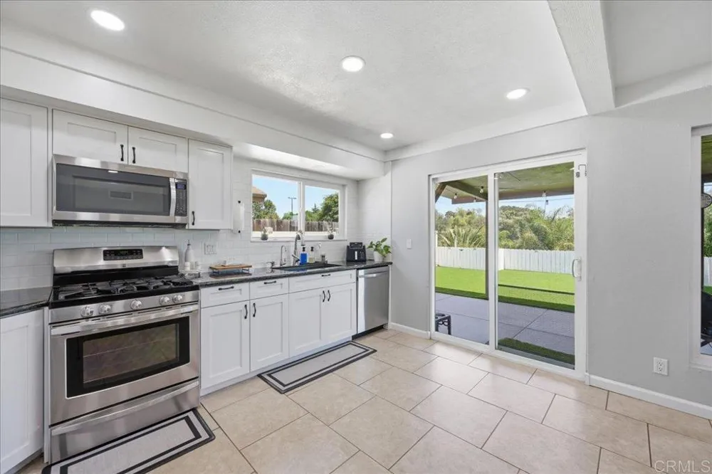 826 El Caminito Rd Fallbrook, CA 92028