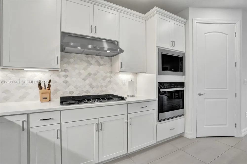 2357 Rollingwood Ct Oakland Park, FL 33309