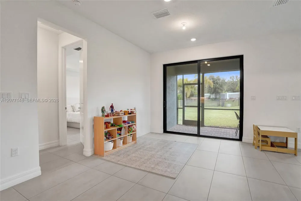 2357 Rollingwood Ct Oakland Park, FL 33309