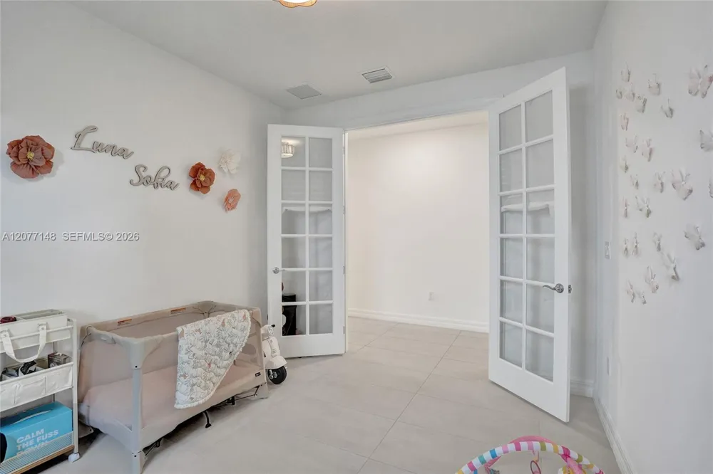 2357 Rollingwood Ct Oakland Park, FL 33309