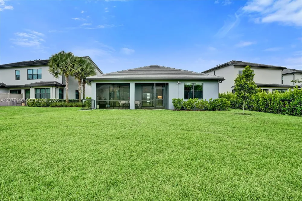 2357 Rollingwood Ct Oakland Park, FL 33309