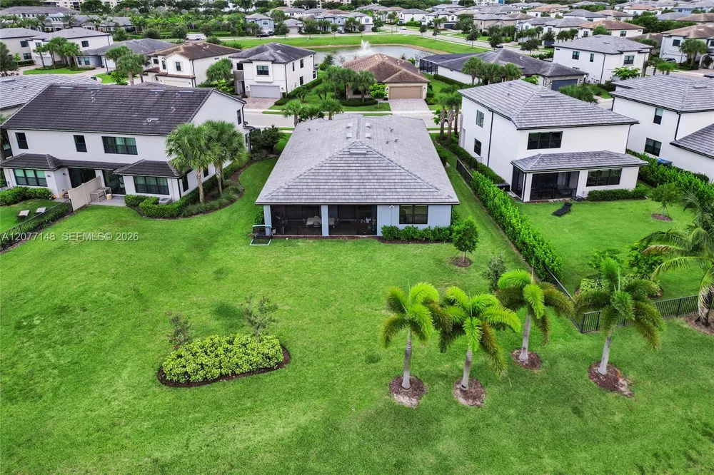 2357 Rollingwood Ct Oakland Park, FL 33309