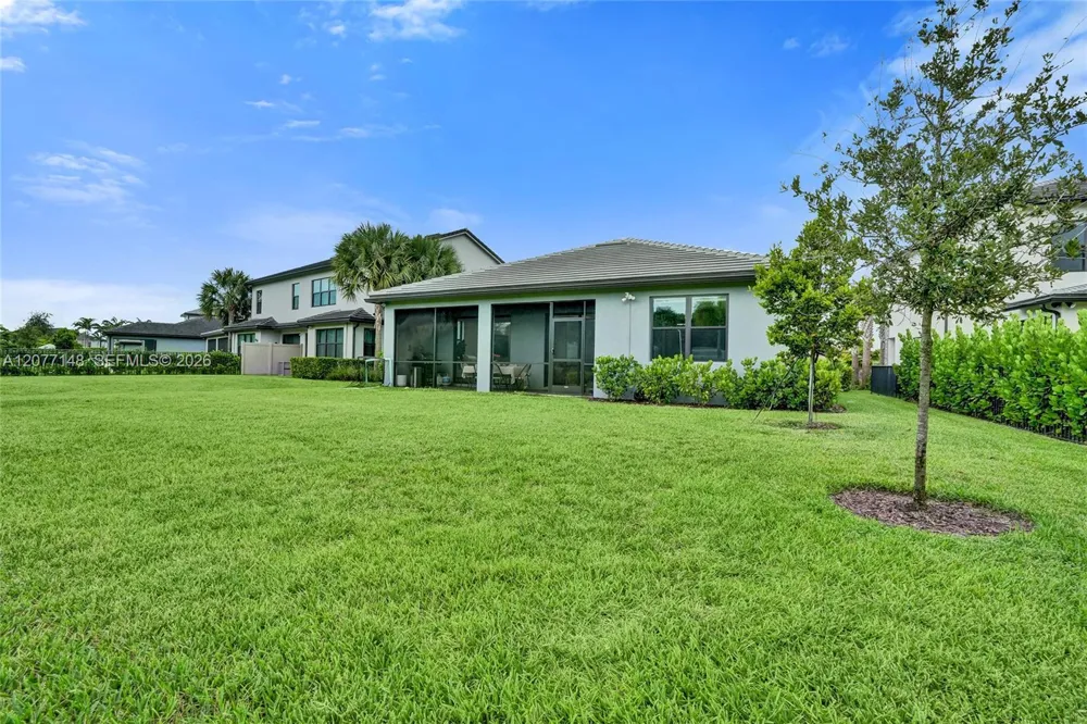 2357 Rollingwood Ct Oakland Park, FL 33309