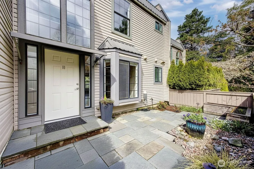 6527 106th Avenue NE #10 Kirkland, WA 98033