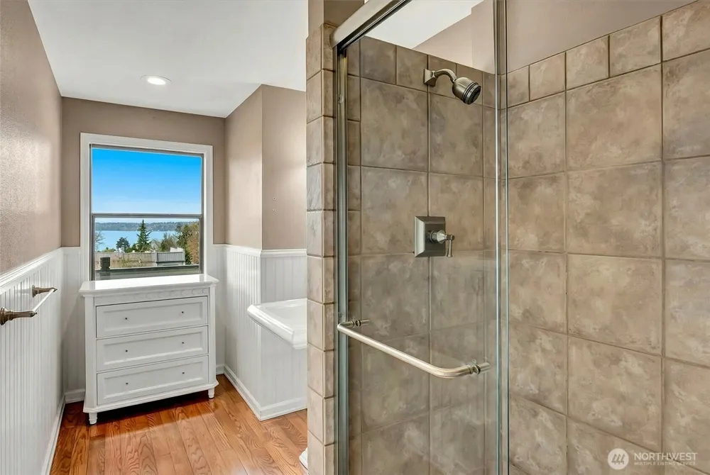 6527 106th Avenue NE #10 Kirkland, WA 98033