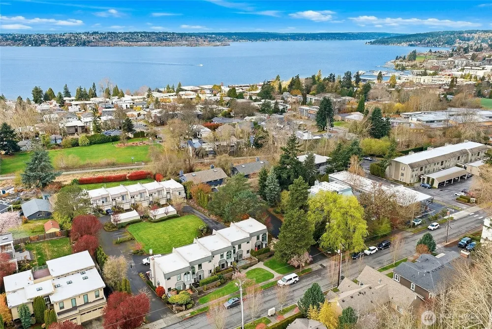 6527 106th Avenue NE #10 Kirkland, WA 98033