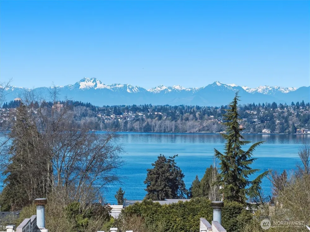 6527 106th Avenue NE #10 Kirkland, WA 98033