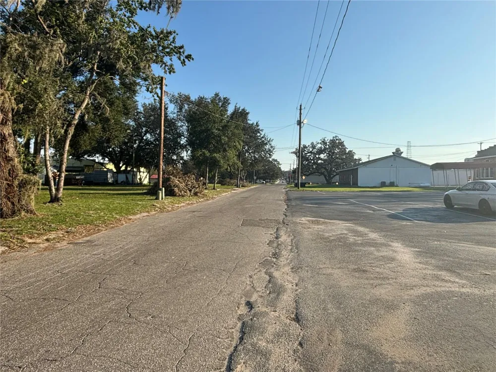 14530 6TH STREET Dade City, FL 33523