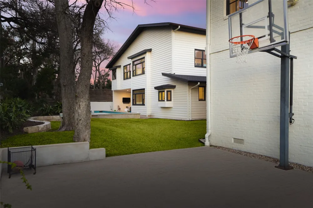 2604 Wooldridge Drive Austin, TX 78703