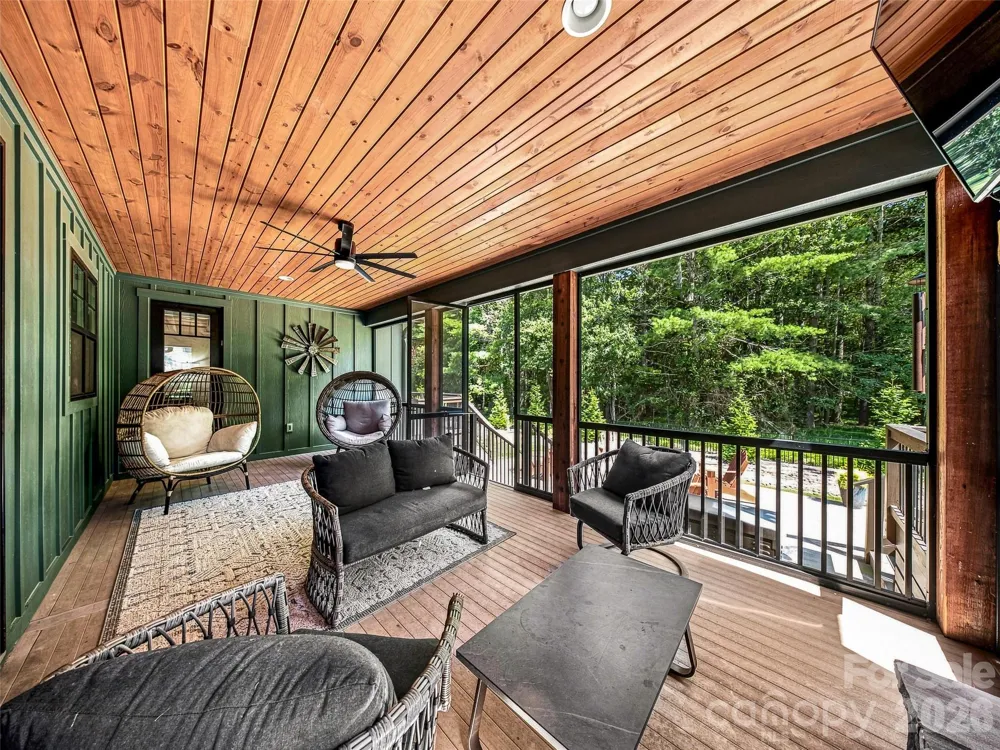 43 Lucy Lane Mills River, NC 28759