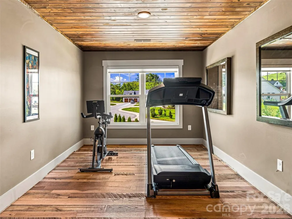 43 Lucy Lane Mills River, NC 28759