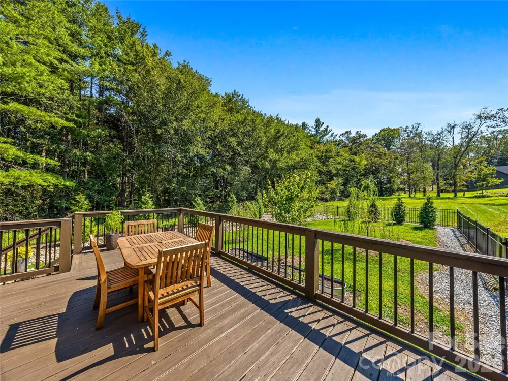 43 Lucy Lane Mills River, NC 28759