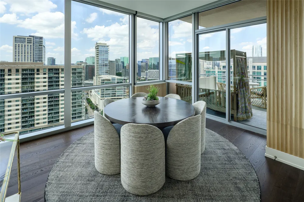 2200 Victory Avenue #2207 Dallas, TX 75219