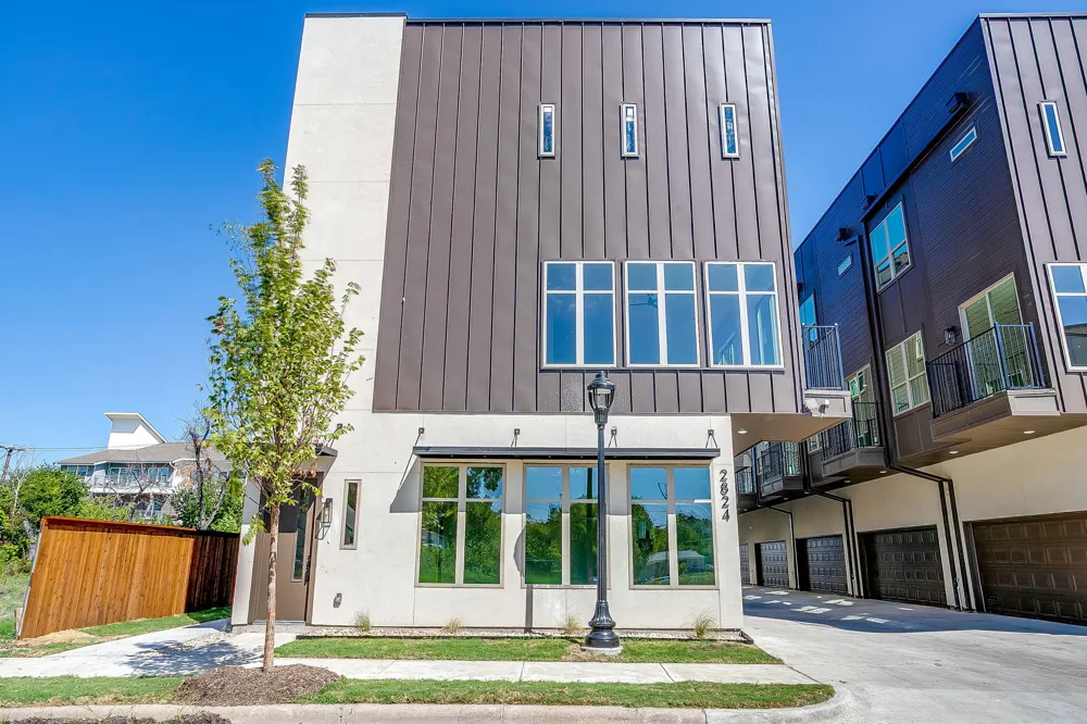 2824 Weisenberger Street #110 Fort Worth, TX 76107