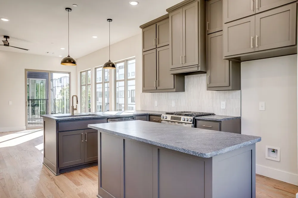 2824 Weisenberger Street #110 Fort Worth, TX 76107