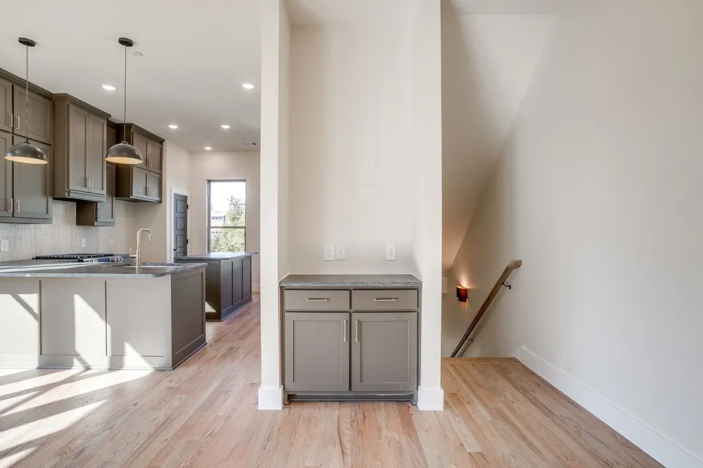 2824 Weisenberger Street #110 Fort Worth, TX 76107