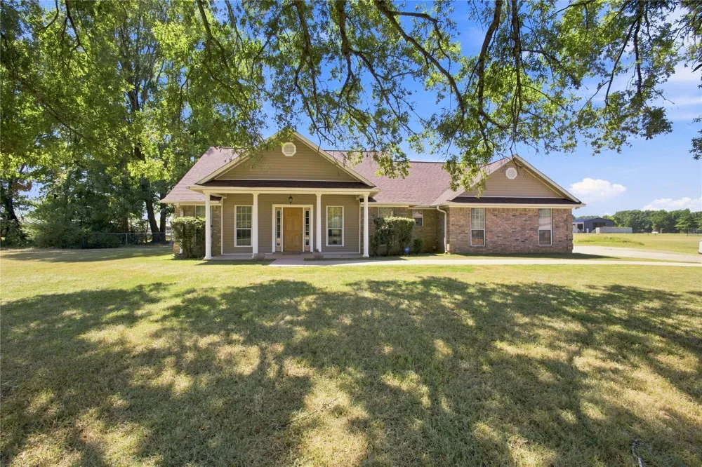 115 Barkman Creek Trace Rd Hooks, TX 75561