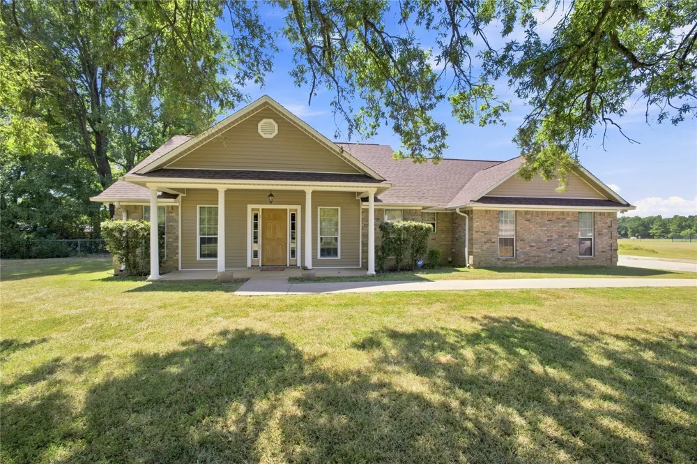 115 Barkman Creek Trace Rd Hooks, TX 75561