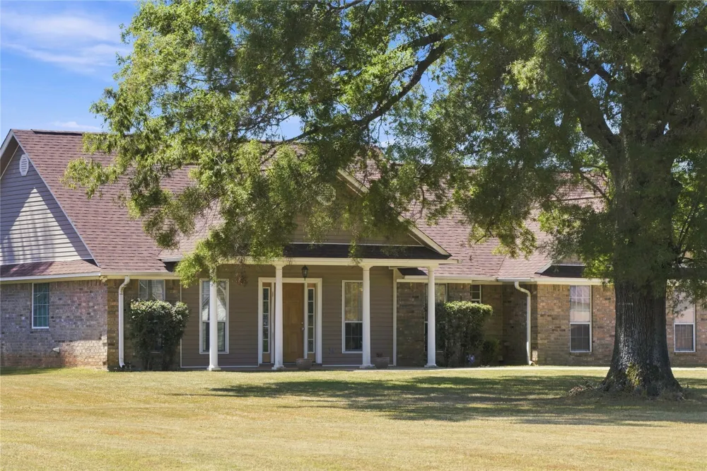 115 Barkman Creek Trace Rd Hooks, TX 75561