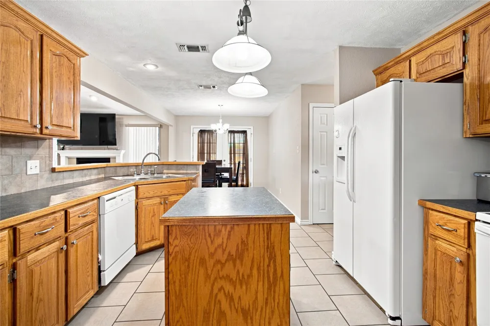 115 Barkman Creek Trace Rd Hooks, TX 75561