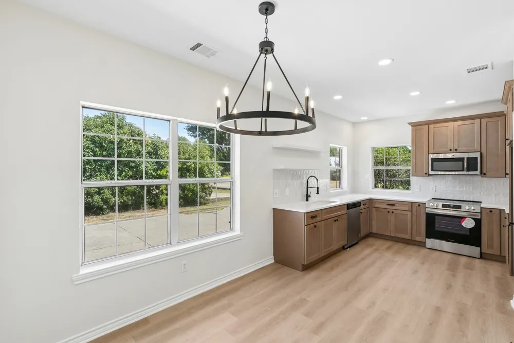 636 Whitetail Deer Lane Crowley, TX 76036